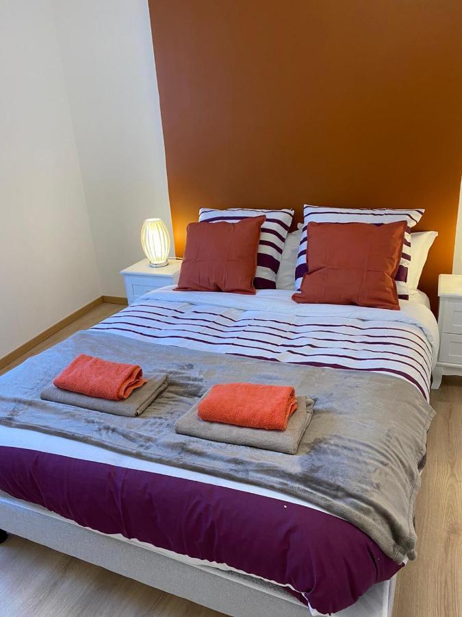 Grand F4 De 71M2 Pour 6 Personnes En Plein Centre Ville Arpajon Exterior photo
